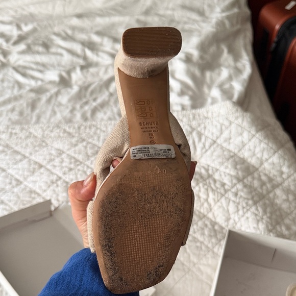 Elegant SCHUTZ Beige Women's Heeled Sandals - Picture 3 of 5
